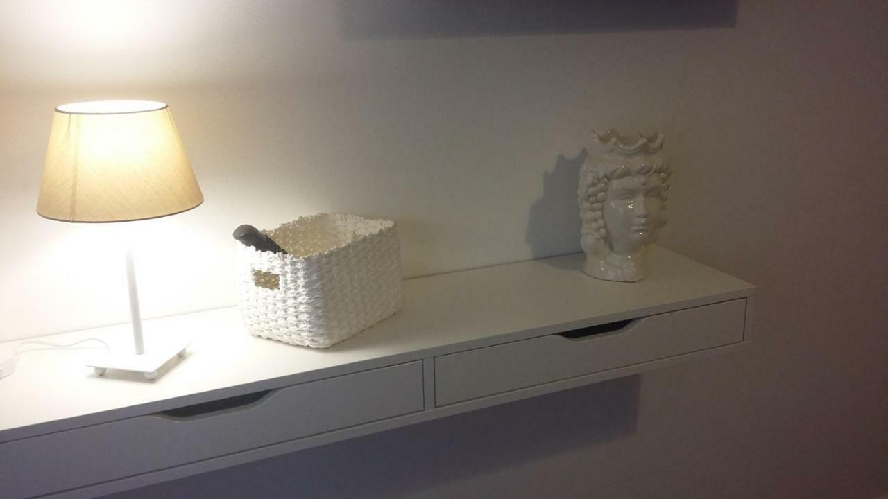 Al Siciliando B&B Palermo Bagian luar foto